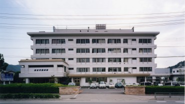 2002.06 國富胃腸病院（増改築）